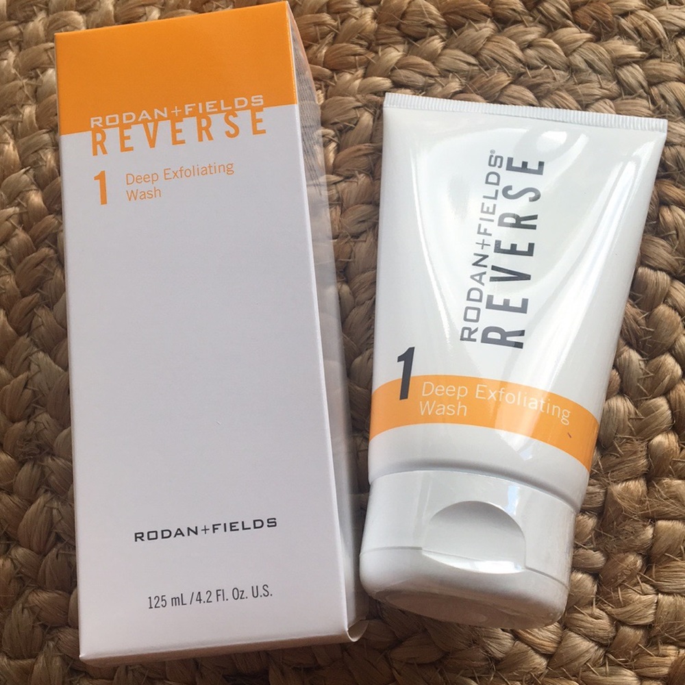 Rodan+Fields Reverse Step 1 Deep Exfoliating Wash